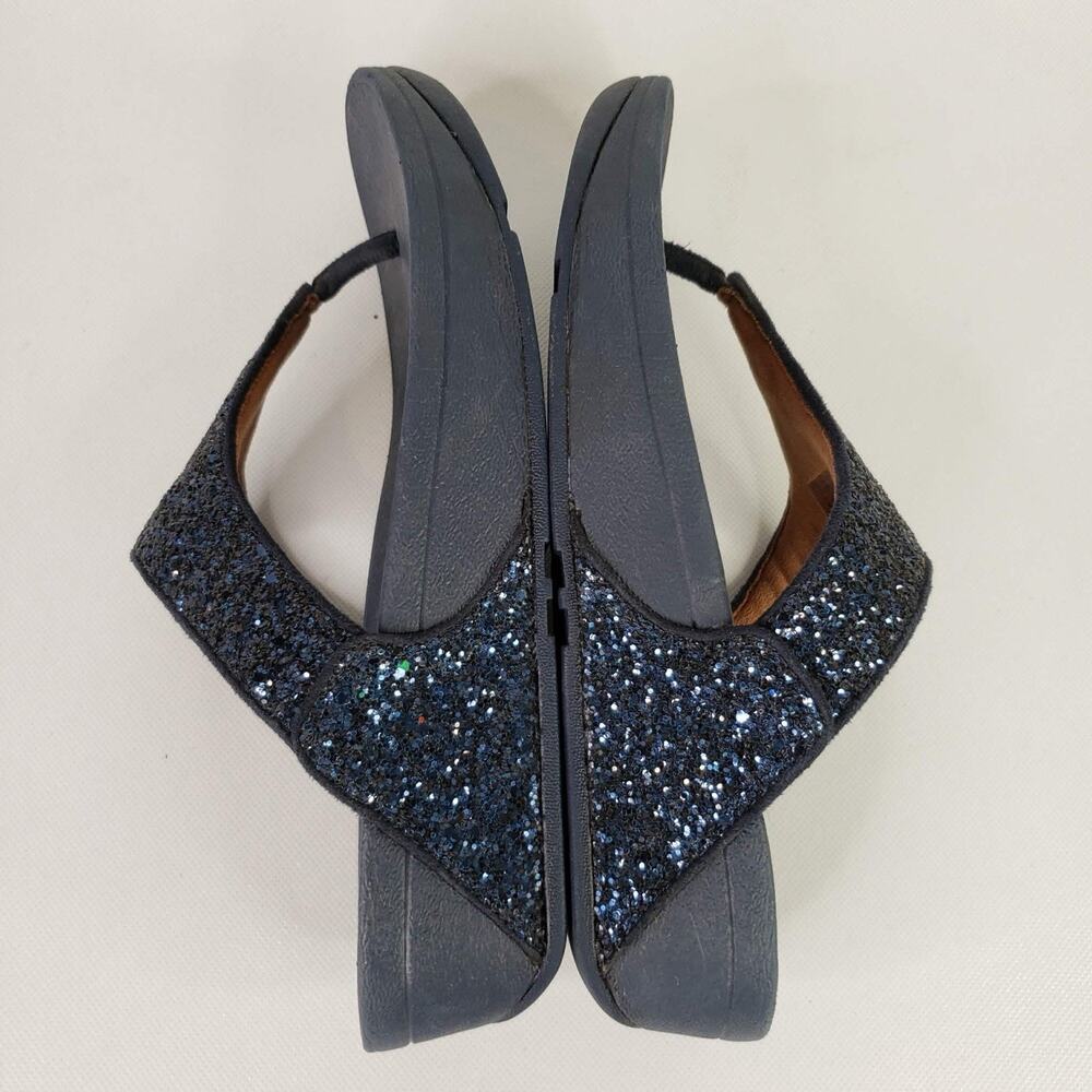 FitFlop Lulu Thong Sandals Women's Size 7 Blue Glitter Slip On Comfort Shoes - Picture 6 of 9